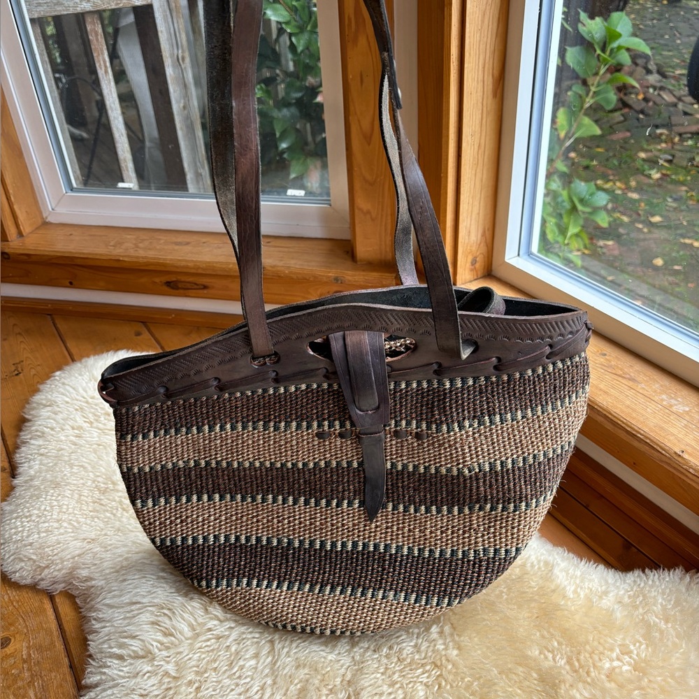 Vintage Brown Woven Leather-Trim Tote - Picture 8 of 11